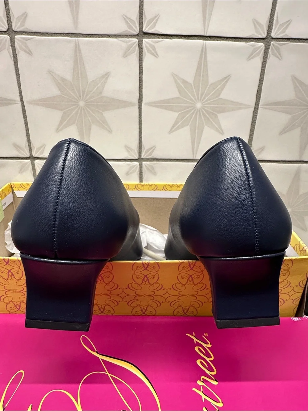 Easy Street Navy Low Block Heel Pumps with Textured Straps 7m Ladies NIB